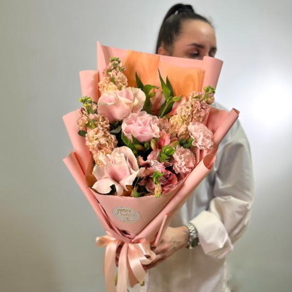 Букет "Персиковый бисквит"