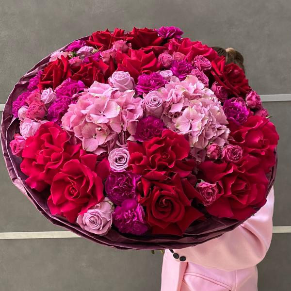 Букет "Рубиновый закат"