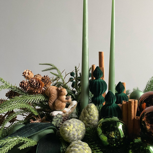 Новогодняя композиция "Изумрудный Лес'