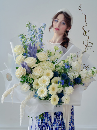 Букет "Гжельский каскад"