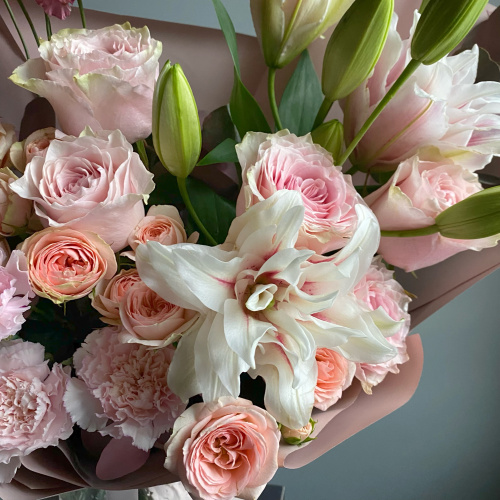 Букет "Персиковый рассвет"