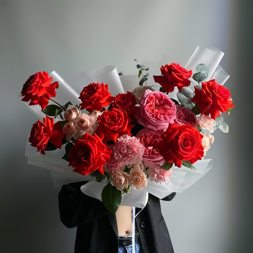 Букет "Нежный рубин"