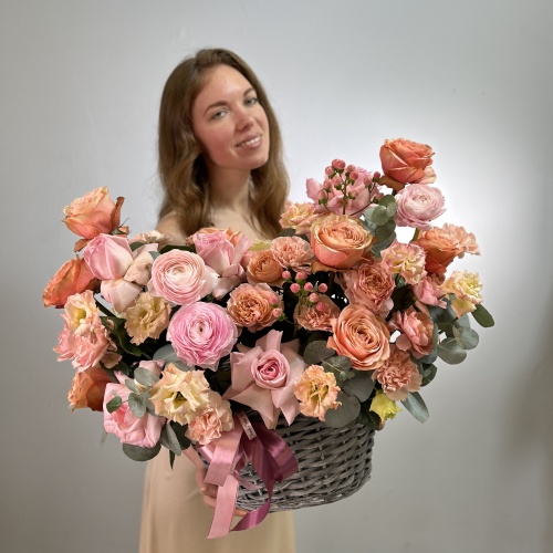 Цветочная корзина "Буря эмоций" (L)